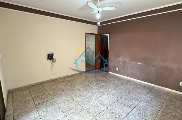  Vila Engler c/ terreno amplo