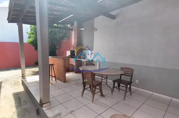 Alto Paraiso C/ 3 Suítes + òtima localização
