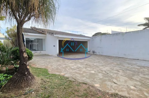 Jardim Terra Branca, Espaçosa Ótima localização