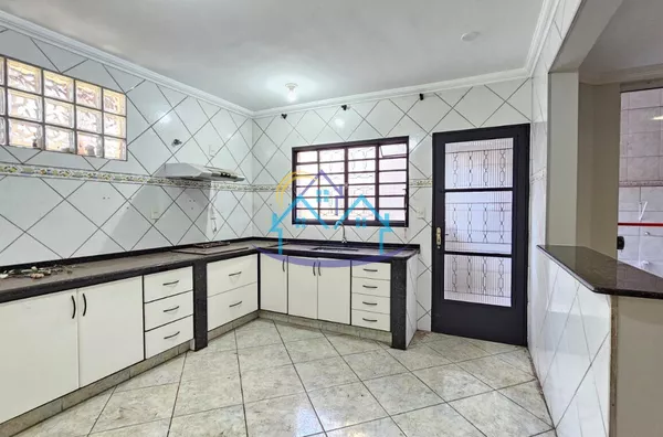  Alto Higienópolis Sobrado ótima localização