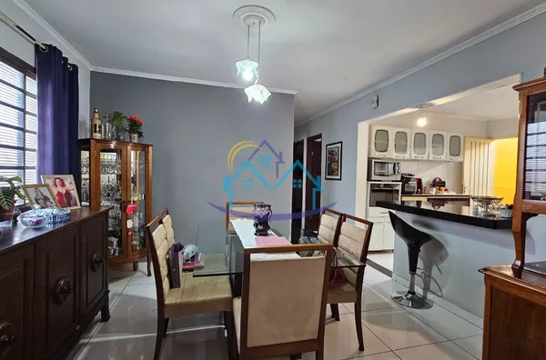 Vila Seabra/ Bela Vista + Edícula + Piscina