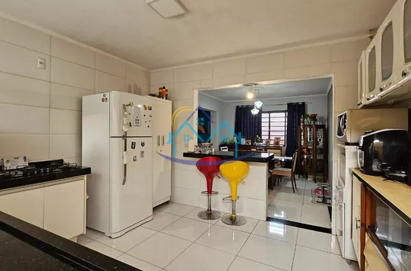 Vila Seabra/ Bela Vista + Edícula + Piscina