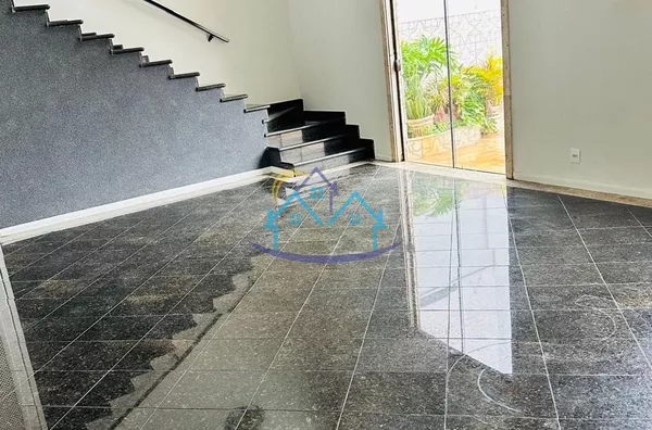 Sobrado para venda,  Jardim Aeroporto, Ótima localização