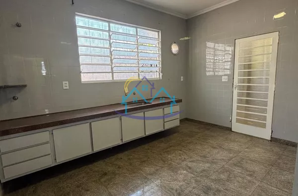 Casa para venda, 3 quarto(s),  Vila Falcão, Bauru