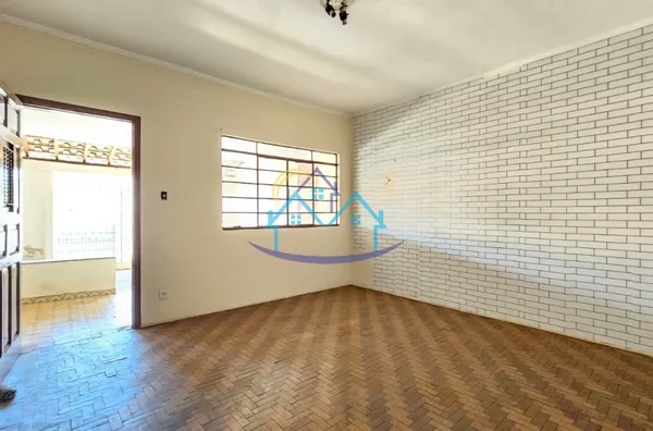 Vila Cardia òtima Localização