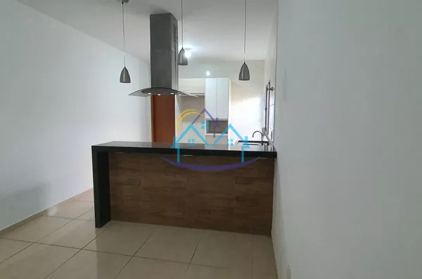 Jardim Marília .. A  250 Metros Da Av Nações Norte Ao Lado do Condomínio...