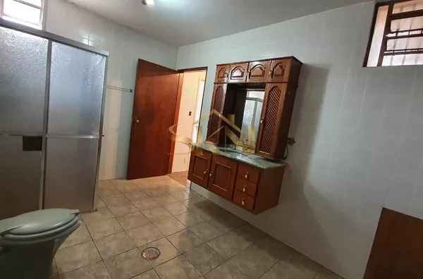 Geisel linda próximo ao Hospital Estadual - Foto 10