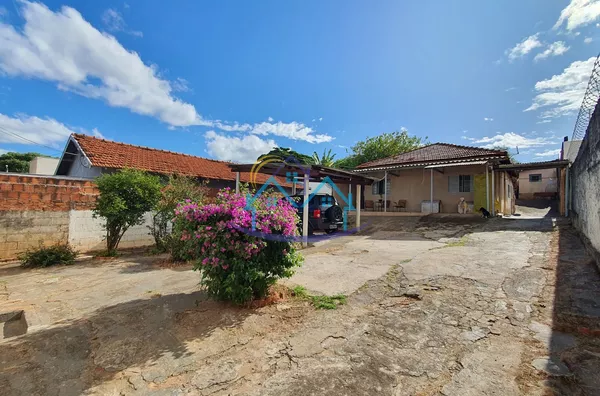 Vila Souto + Terreno Amplo + Excelente Local