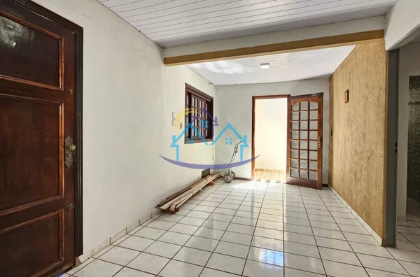 Núcleo Habitacional Mary Dota Casa  ampla Ótima localização