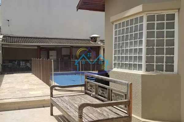 Jardim Estoril Lindo Sobrado c/ Piscina e ótima localização