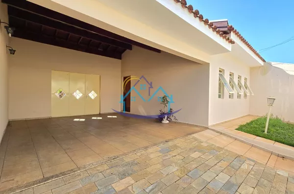 Alto Paraiso + Terreno Grande + Excelente localização