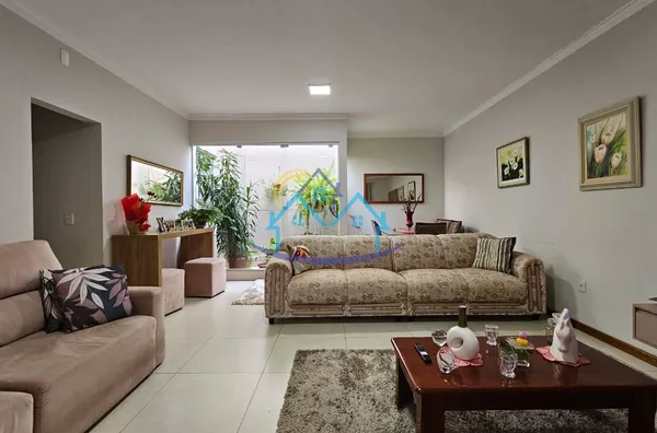 Nobuji Nagasawa/ Mary dota lindo acabamento