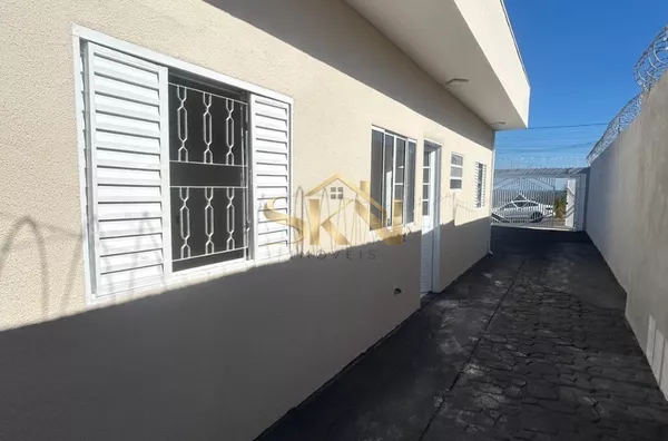 Parque Santa Cândida C/ terreno espaçoso - Foto 1