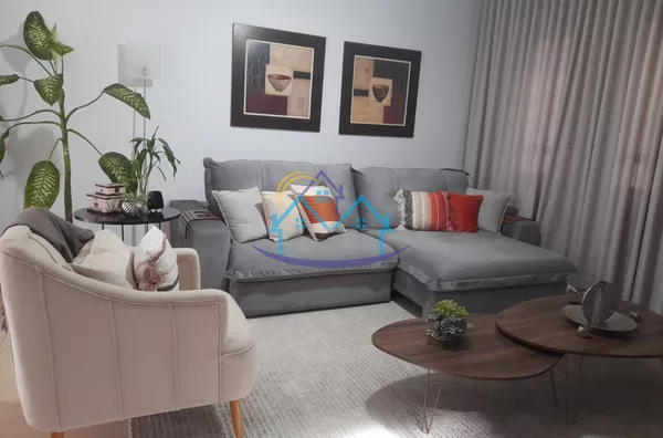 Vila Coralina c/ Terreno Amplo + ótima localização