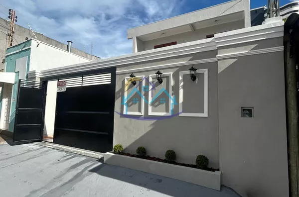 Sobrado , 4 quarto(s),  Vila Samaritana, Bauru