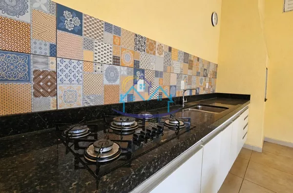  Vila Coralina, Próximo Av Duque de Caxias