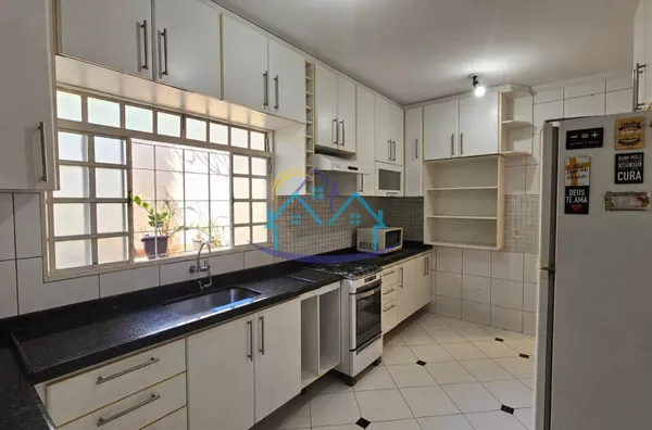Vila Industrial Repleta em Planejados ótima localização