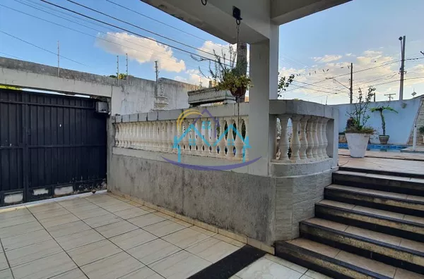 Santa Luzia c/ Piscina + Terreno Amplo