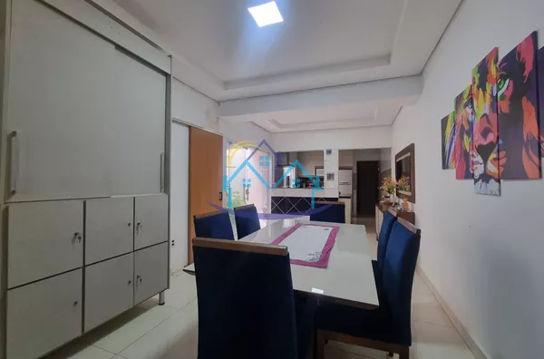 Parque Jaraguá lindo Sobrado Repleto em Planejados