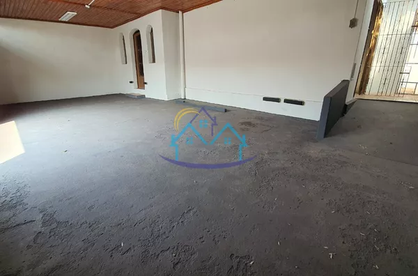 Geisel linda próximo ao Hospital Estadual