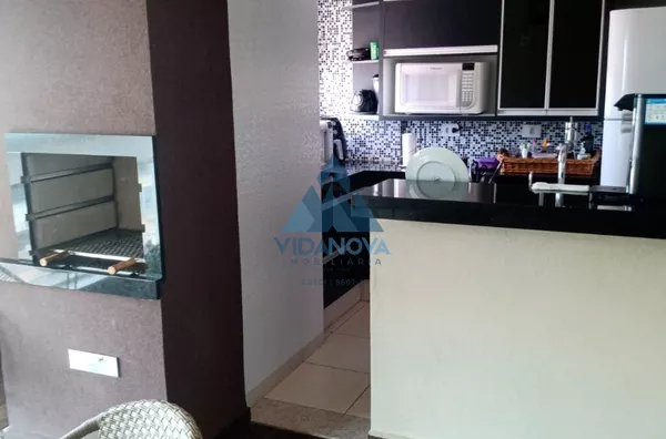 APTO COM ARMARIOS E AR CONDICIONADO