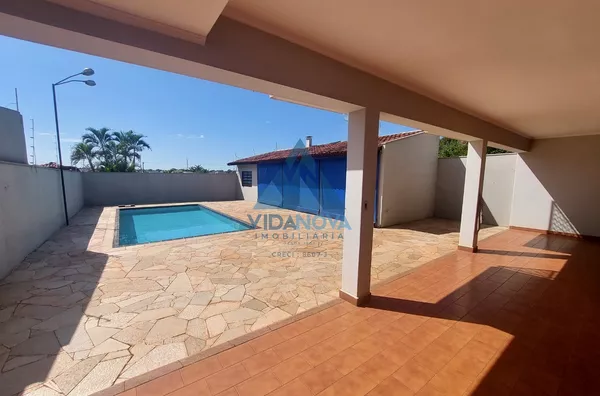 Casa alto padrão para venda 3 suites centro Jaboticabal