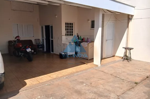 Casa a venda com 2 quartos no barreiro