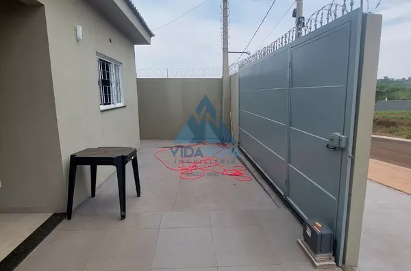 Casa para venda novinha no athenas paulista