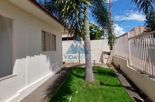 CASA PARA VENDO EM BAIRO NOBRE DE JABOTICABAL - VENHA VISITAR. 