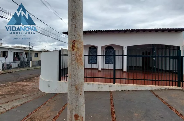 CASA PARA VENDA EM LOCALIZAÇÃO PRIVILEGIADA EM JABOTICABAL - ADQUIRA SEU IMÓVEL! 