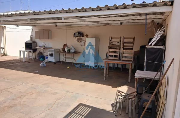 Casa a venda com 2 quartos no barreiro