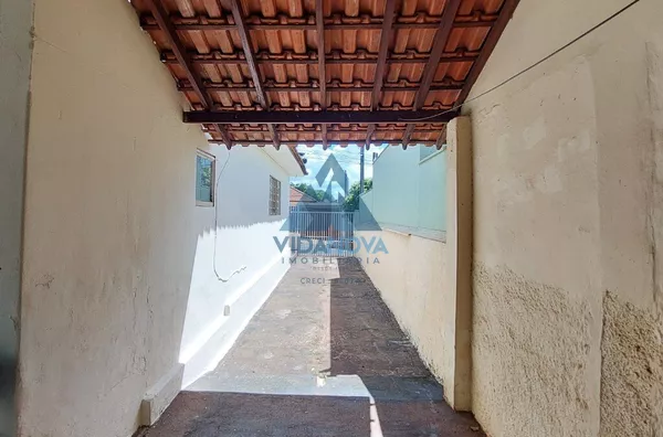 CASA PARA VENDO EM BAIRO NOBRE DE JABOTICABAL - VENHA VISITAR. 