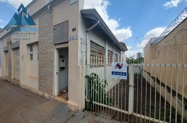 CASA PARA LOCAÇÃO EM ÓTIMA LOCALIZAÇÃO E AMPLO ESPAÇO PARA SUA FAMÍLIA