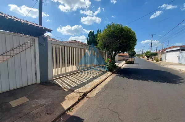 Casa de alto padrão na Nova Jaboticabal