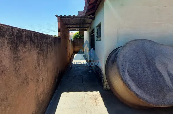Casa para venda em bairro residêncial - Foto 12