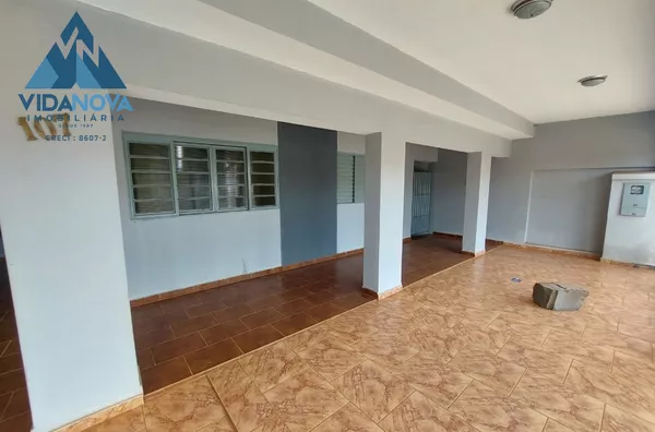 CASA PARA LOCAÇÃO COM AMPLO ESPAÇO E MAIS COMODIDADE PARA SUA FAMÍLIA! - VISITE.
