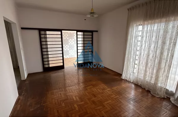 CASA DE ALTO PADRÃO NO CORAÇÃO DA CIDADE