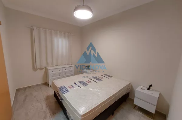 CASA COM EDÍCULA RECÉM-CONSTRUÍDA EM ÁREA NOBRE