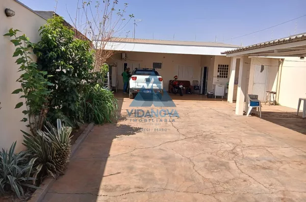 Casa a venda com 2 quartos no barreiro