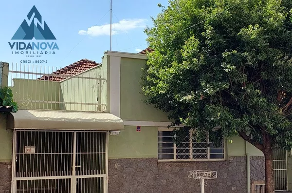 Casa para aluguel 3 quartos centro