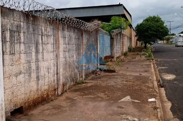 Barracão para venda,  Jardim Santa Rosa, Jaboticabal