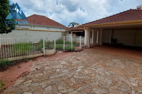 Casa para venda, 6 quarto(s),  Centro, Jaboticabal