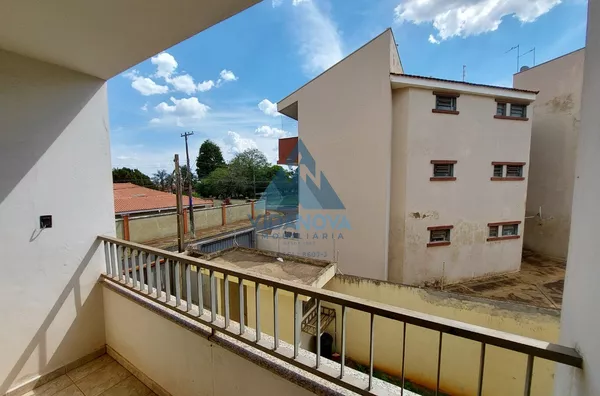 Apartamento Semi mobiliado localizado próximo a Unesp