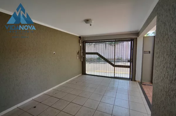 Casa à Venda em Bairro Tranquilo e Seguro