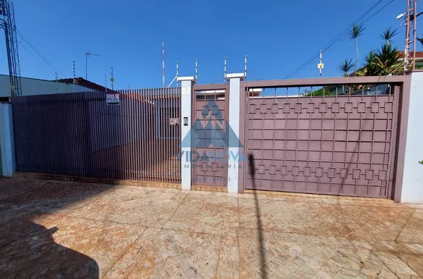 CASA DE ALTO PADRÃO NO CORAÇÃO DA CIDADE