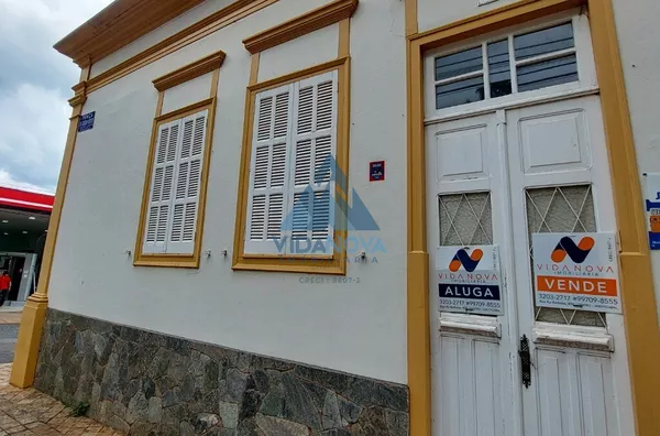 Casa para venda, 6 quarto(s),  Centro, Jaboticabal