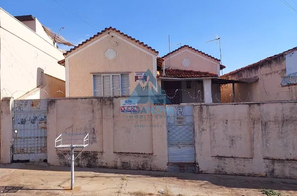 Casa para venda, 2 quarto(s),  Centro, Jaboticabal
