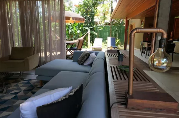 CASA ALTO PADRÃO A 300 MTS DA PRAIA