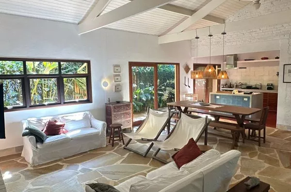 Casa charmosa para temporada - 180m da Praia - Rua Par