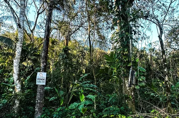 Lote à venda – Rua Par | 570 m²